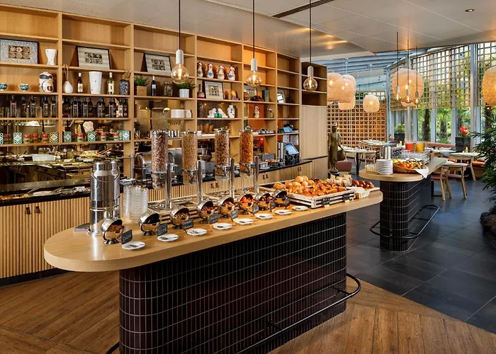 ホテル Alpha By Fassbind 4*